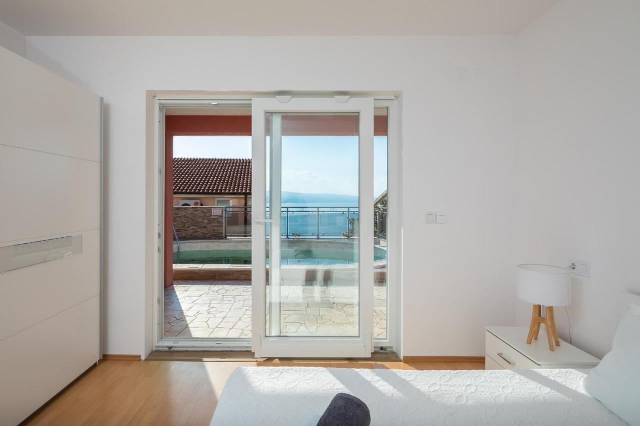 Solaris Holiday Home - Private Pool Stanici Екстериор снимка
