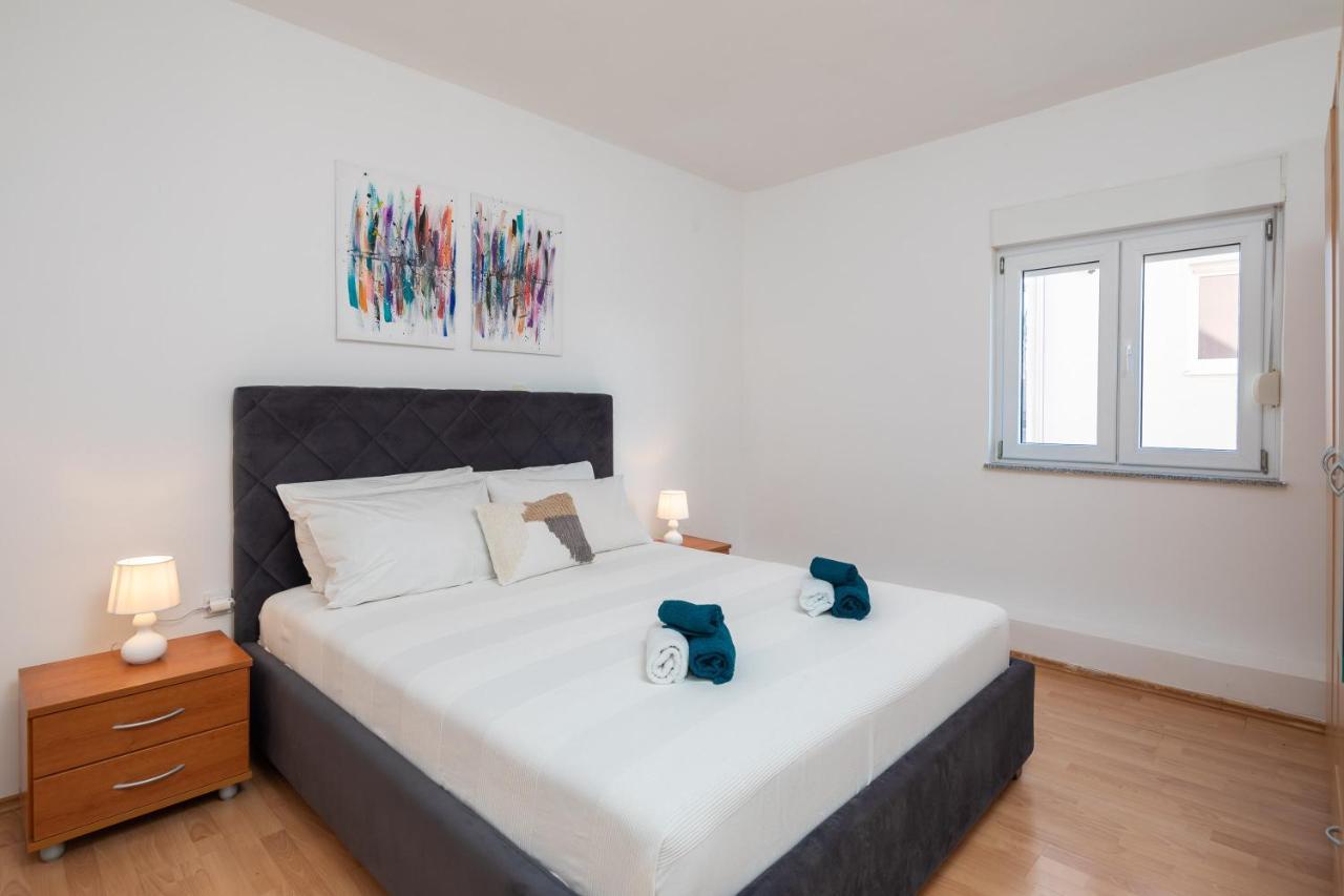 Solaris Holiday Home - Private Pool Stanici Екстериор снимка