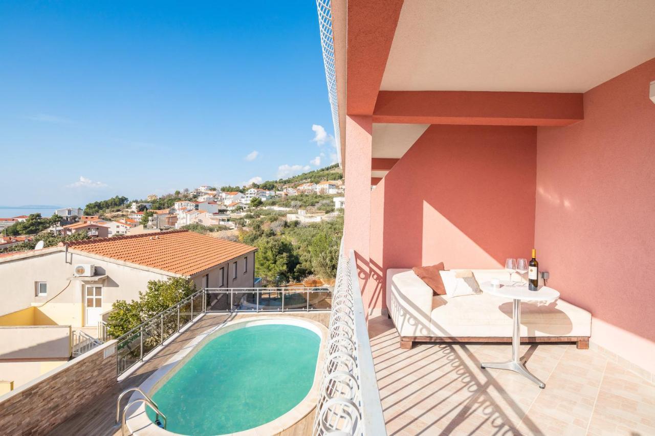 Solaris Holiday Home - Private Pool Stanici Екстериор снимка