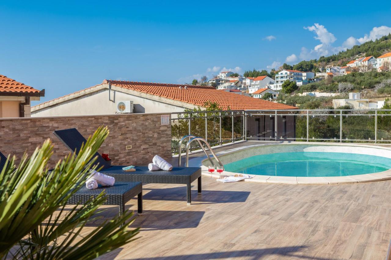 Solaris Holiday Home - Private Pool Stanici Екстериор снимка